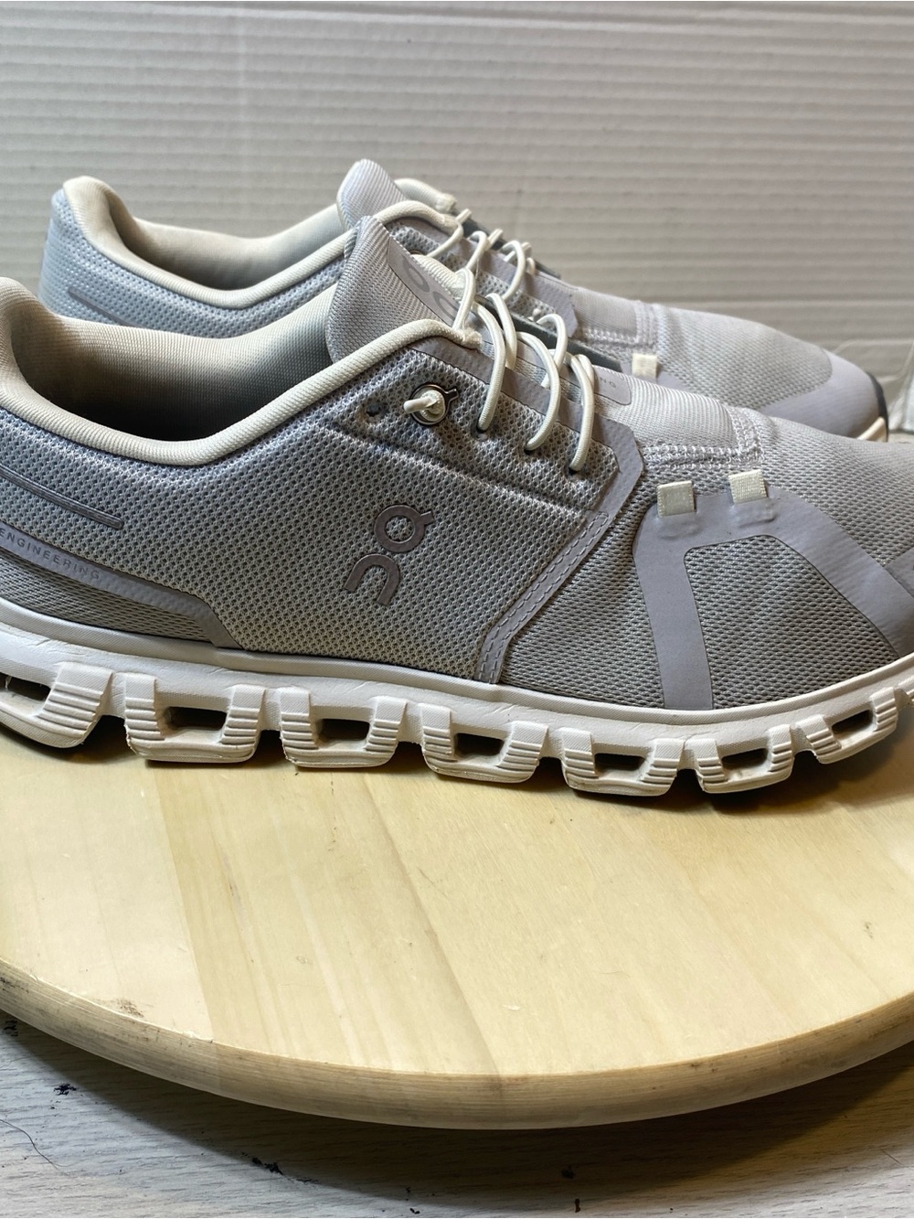 On Cloud 5 Men’s Running Shoes Gray Grey Size US 10 Athletic Low Top